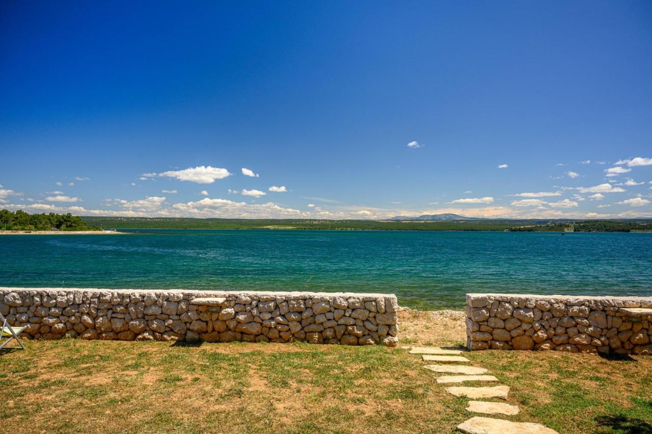Sibenik Boats Apartment Raslina Exterior foto