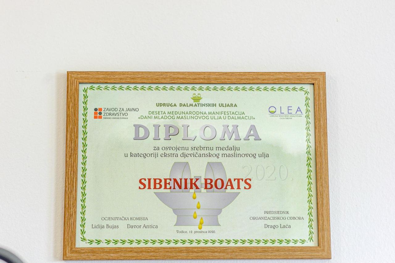 Sibenik Boats Apartment Raslina Exterior foto
